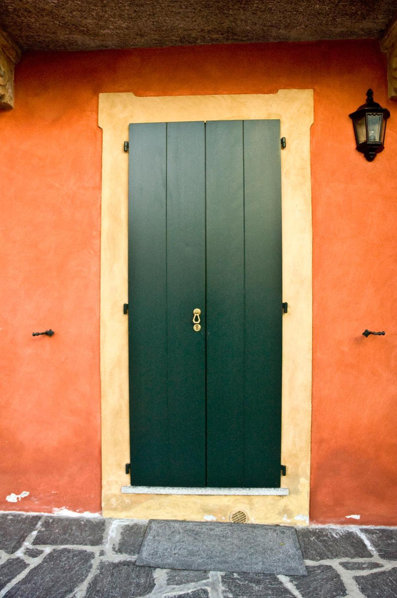 Locanda La Casetta Angera Bagian luar foto