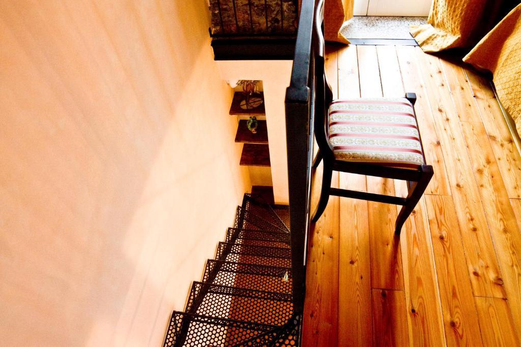 Locanda La Casetta Angera Ruang foto